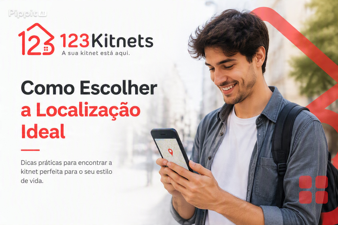 Jovem sorrindo olhando o celular com mapa, representando a busca pela localização ideal de uma kitnet.